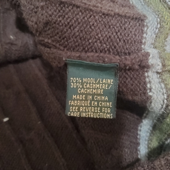 Vng Bobby Jones Wool Cashmere V-Neck - Picture 4 of 4